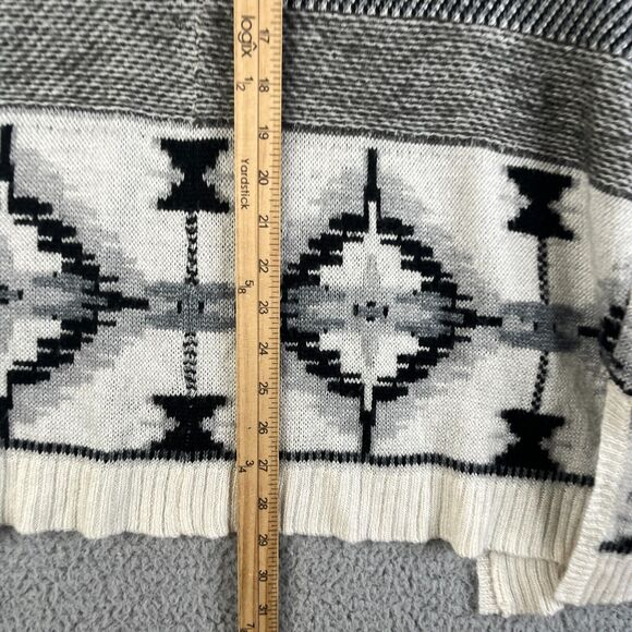 Aeropostale Cardigan Sweater Womens Small Gray Black Aztec Open Front  Knit - Picture 10 of 11
